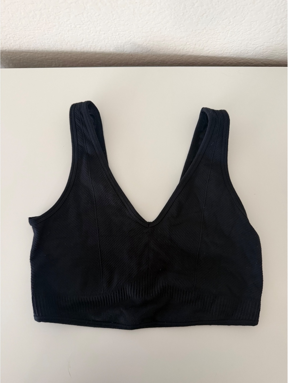 Gymshark Black Seamless Sports Bra alo yoga Vuori athleta aerie